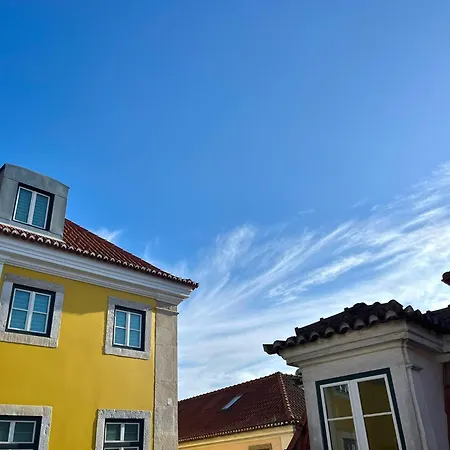 3 Bedroom - Bairro Alto Apartment *